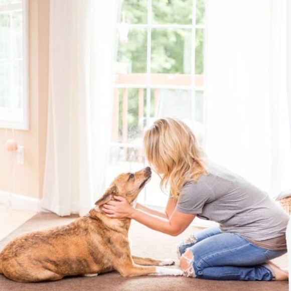 Meet your Posher, Amber - Picture 1 of 1